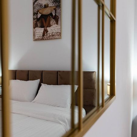 Philoxenia Apartments Saranda Ngoại thất bức ảnh